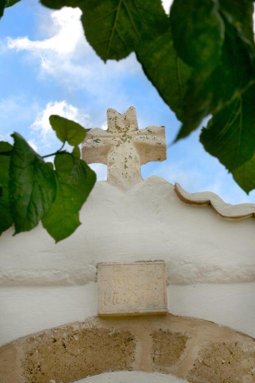 Masseria Quis Ut Deus Crispiano Buitenkant foto