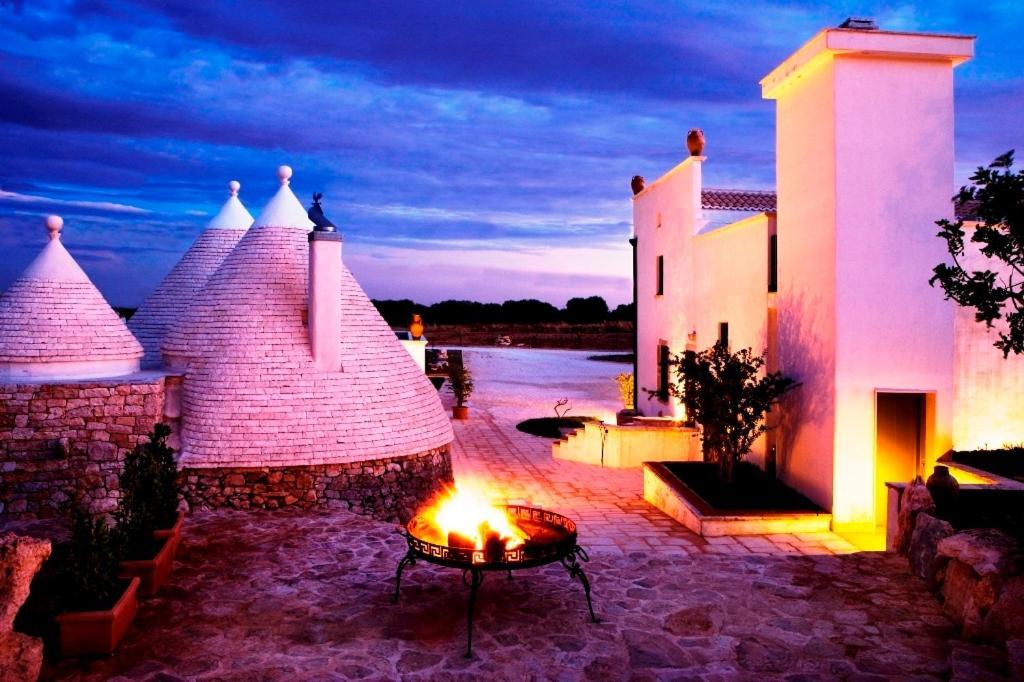 Masseria Quis Ut Deus Crispiano Buitenkant foto